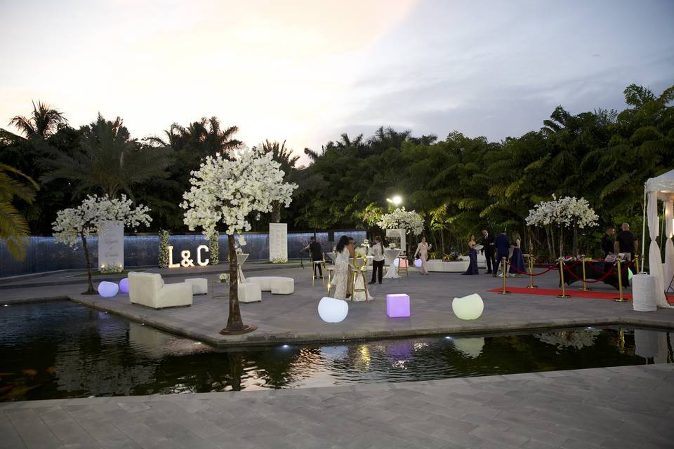 Outdoor Area