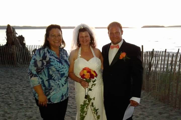 An Upbeat Wedding Officiant For Your Wedding