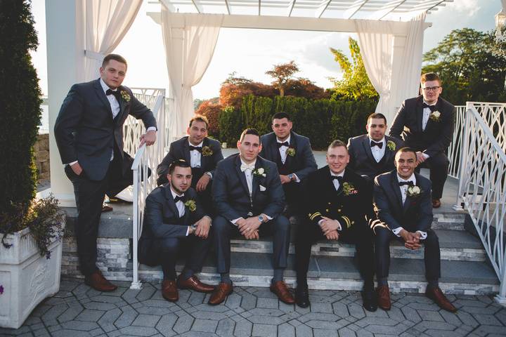 Groomsmen