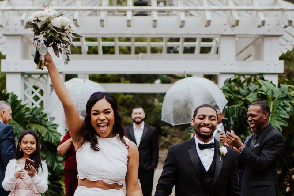 They are married!