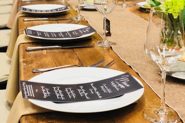 Rustic wedding table setup