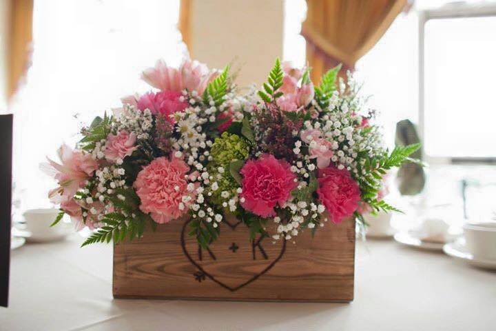 An English Garden Flowers & Gifts
