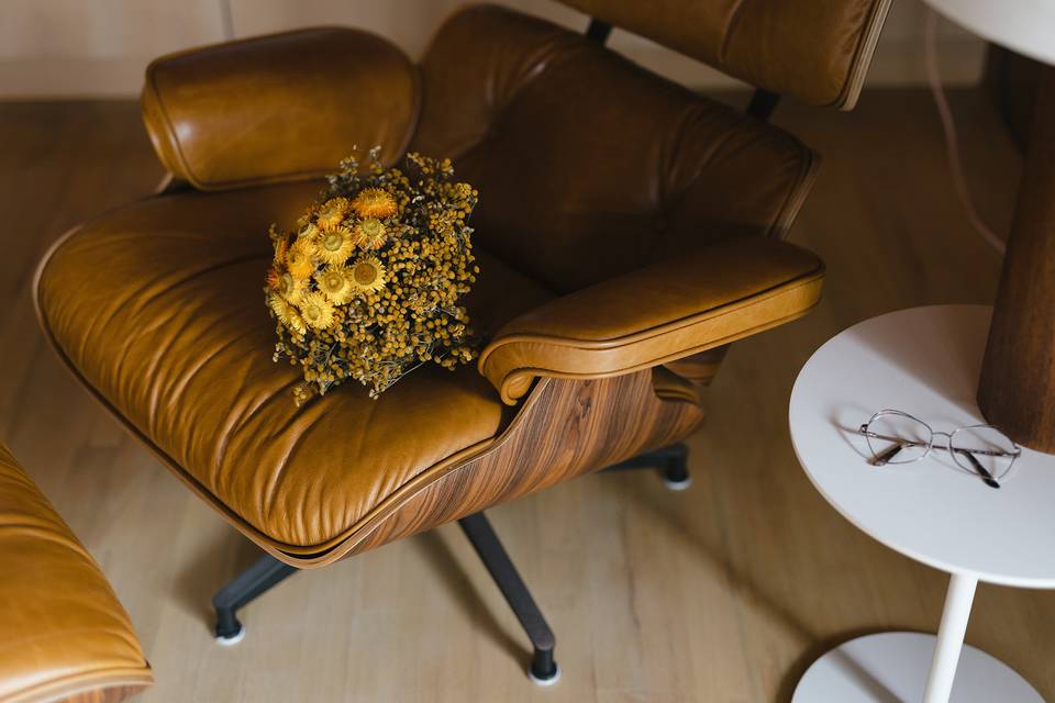 The Eames Recliner