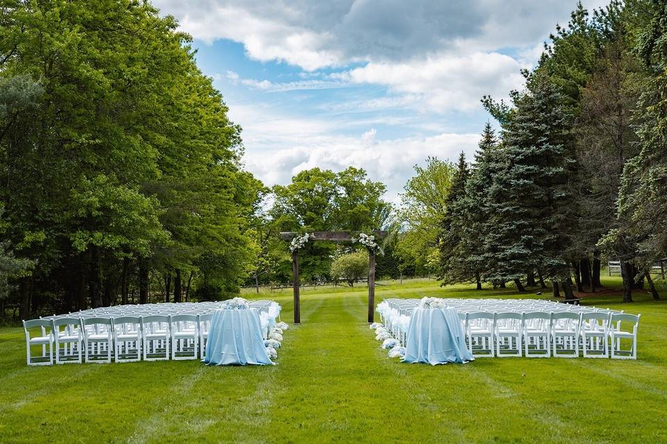 Outdoor ceremony