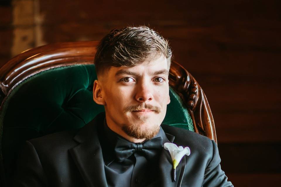 Groom