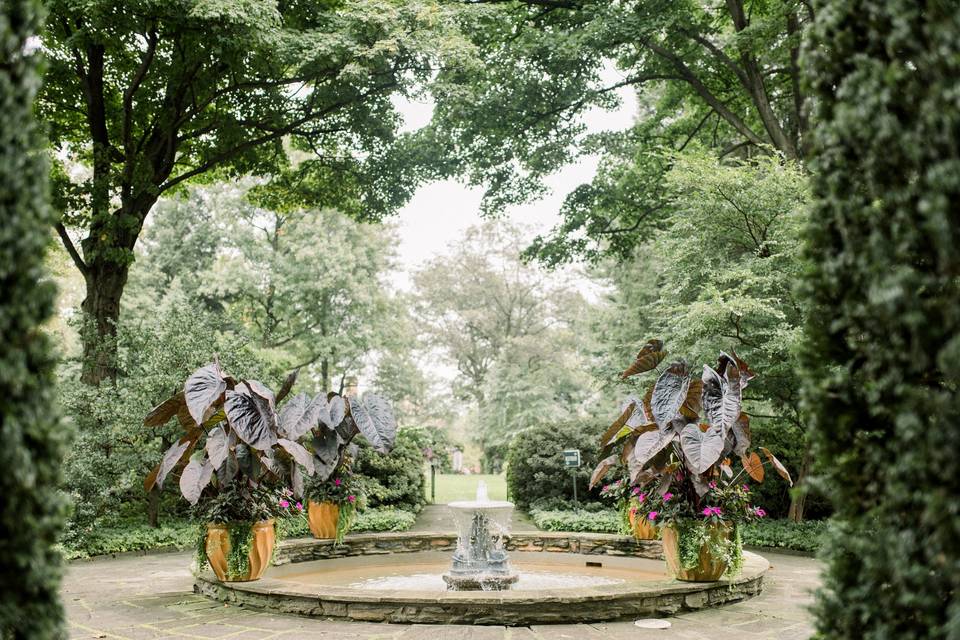 Formal Gardens - fountain