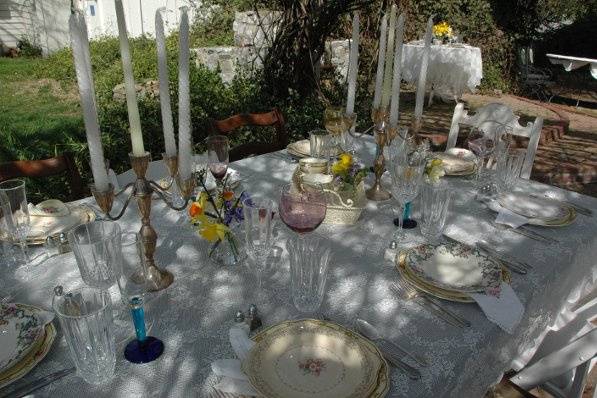 Cottage Elegance Table Set-Up