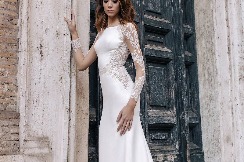 Long sleeves Bridal gown