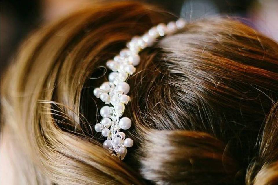 Bridal hair by Jenny Cox