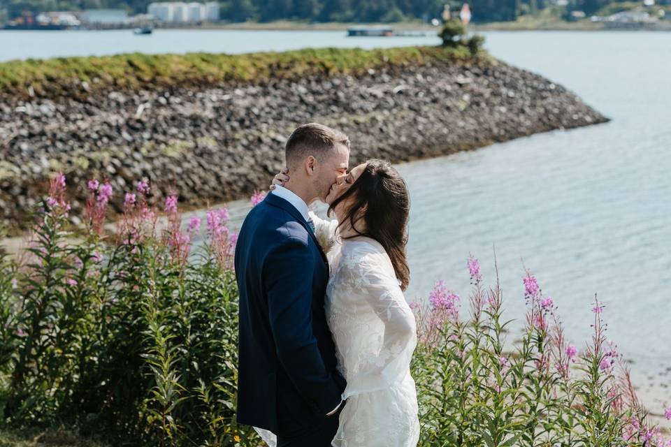 Alaskan wedding photos
