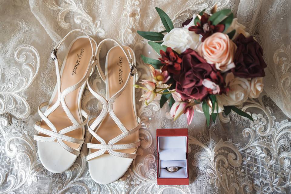 Bridal accessories