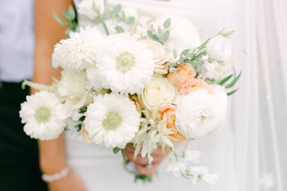 Modern Bridal Bouquet