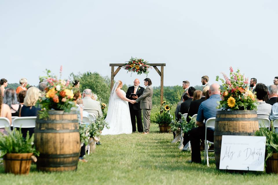 Heritage Barn Co. Weddings