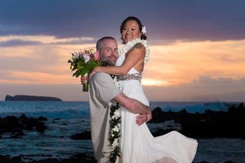 Wedding Hair Maui Style