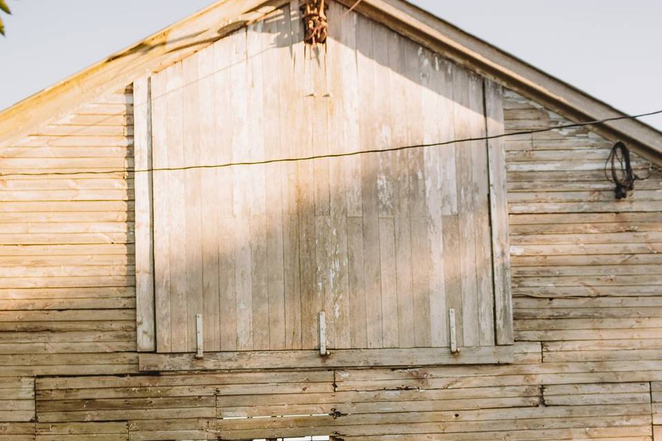 Rustic Barn Wedding