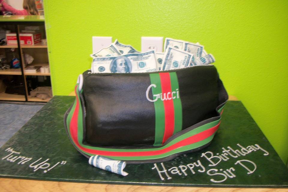 Pink Gucci Bag Cake, Beautifully Decorated Customized Cake