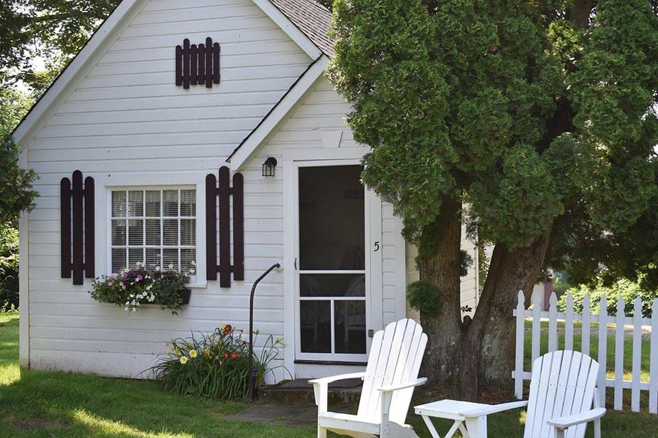 Hathaway's Guest Cottages