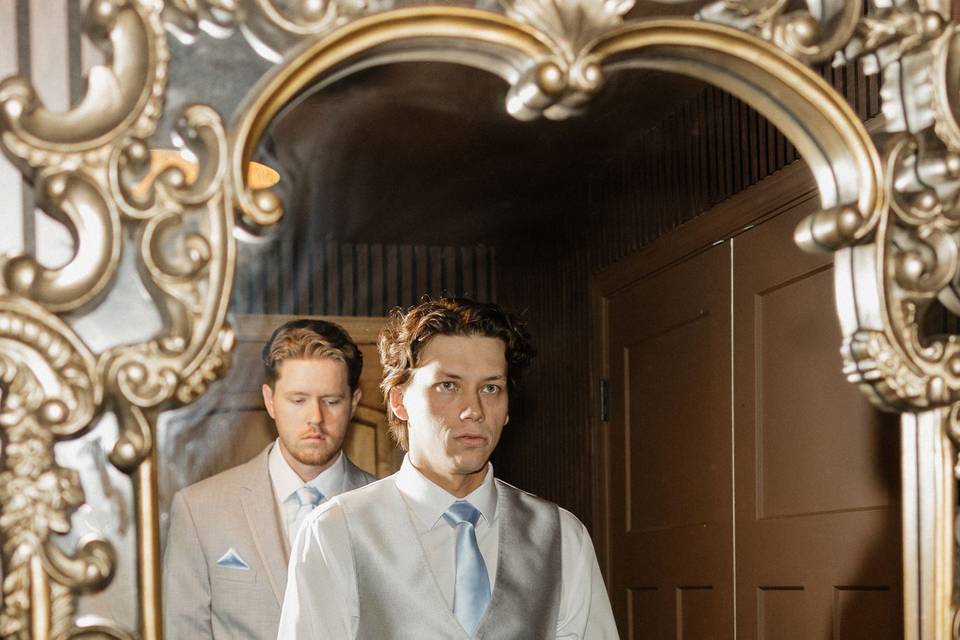 Grooms Nook