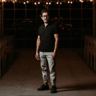 Moise Velazques