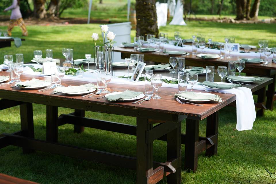 Country Garden Tables