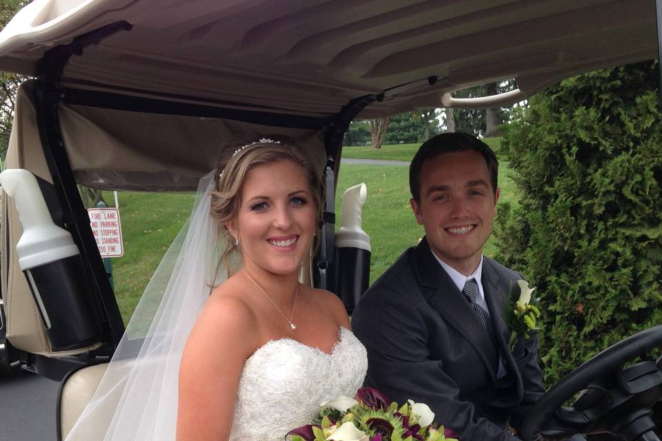 Here is the lovely bride Alica and her groom with her beautiful bouquet at their country club wedding.