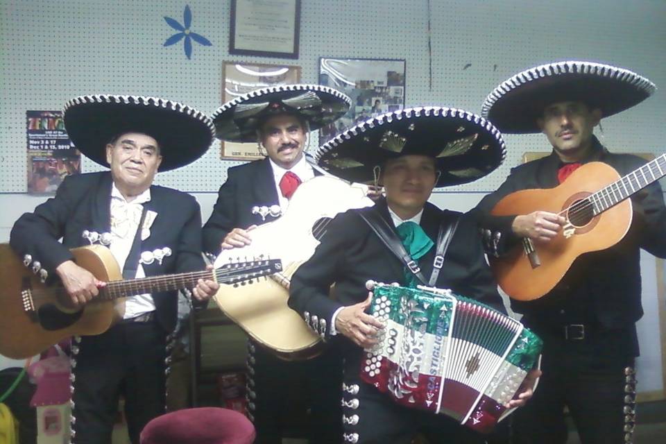 Mariachi Cristal