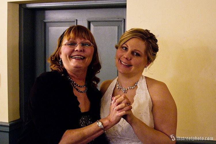 Joan & her daughter Lydia on wedding day