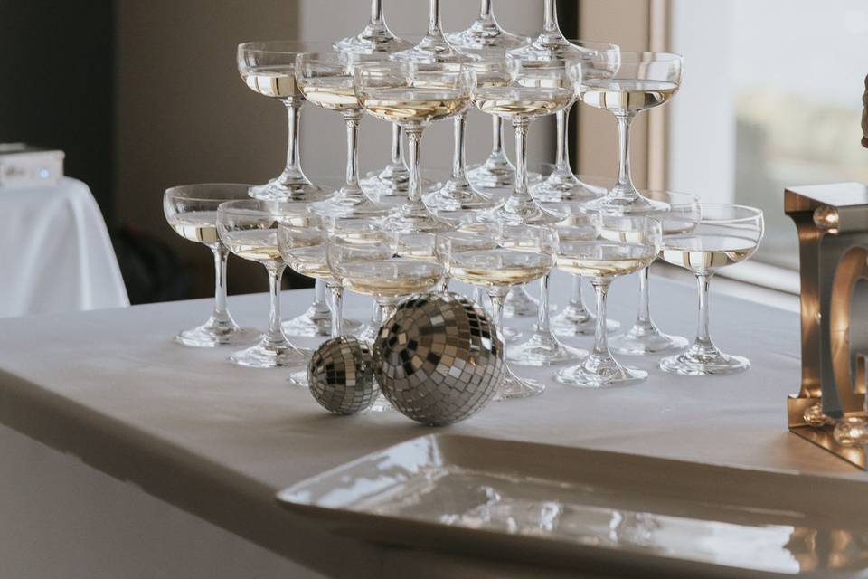 Champagne Table