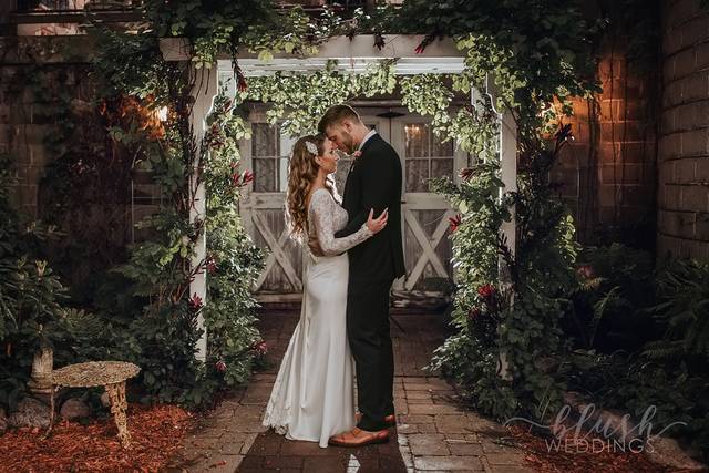 Www.blush-weddings.com