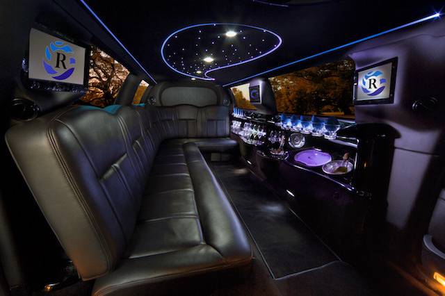 Riverbend Limousine and Tours