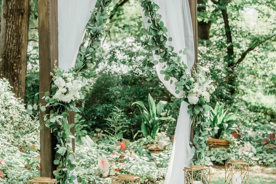 Ceremony Site- Big Oak Tree