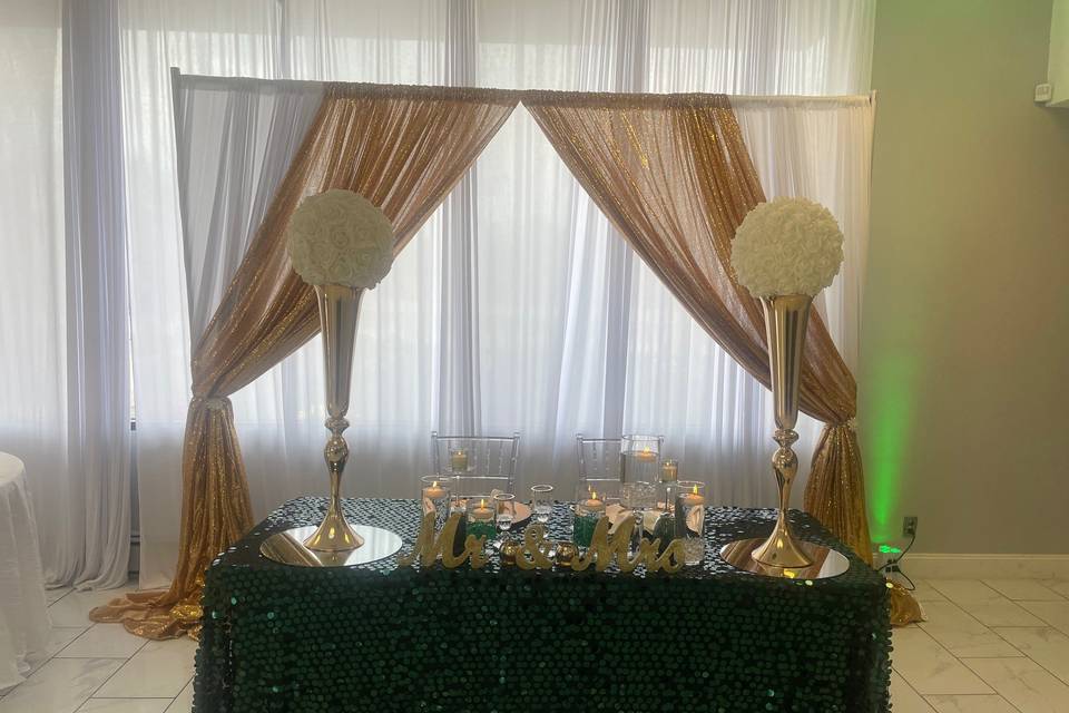 Head table