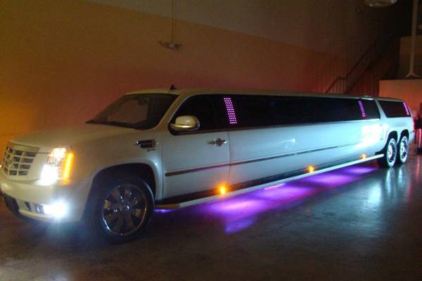 Miami Dolphins Limo Service - Miami Football Limos