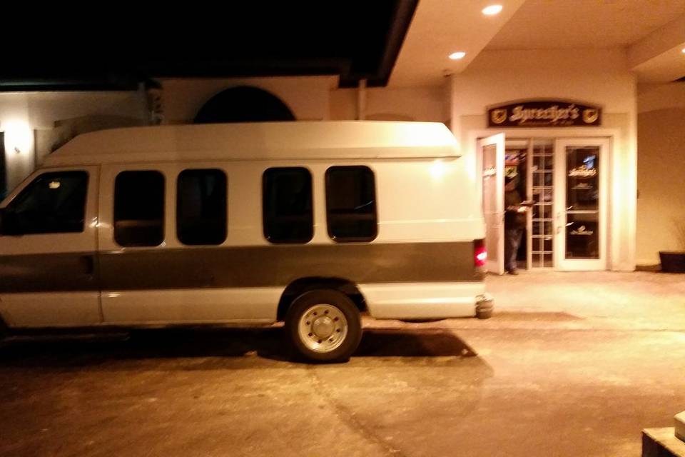 (11) Passenger High Top van