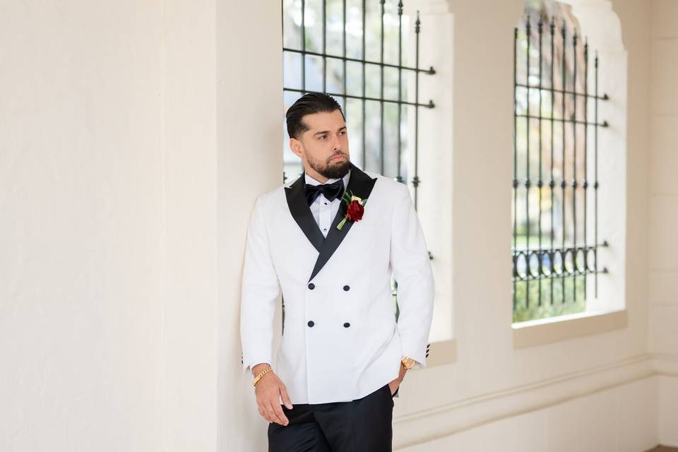 Alfond Inn Groom