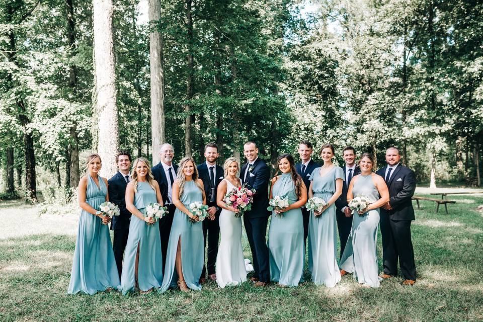 Wedding party portrait - Heather Faulkner Photography