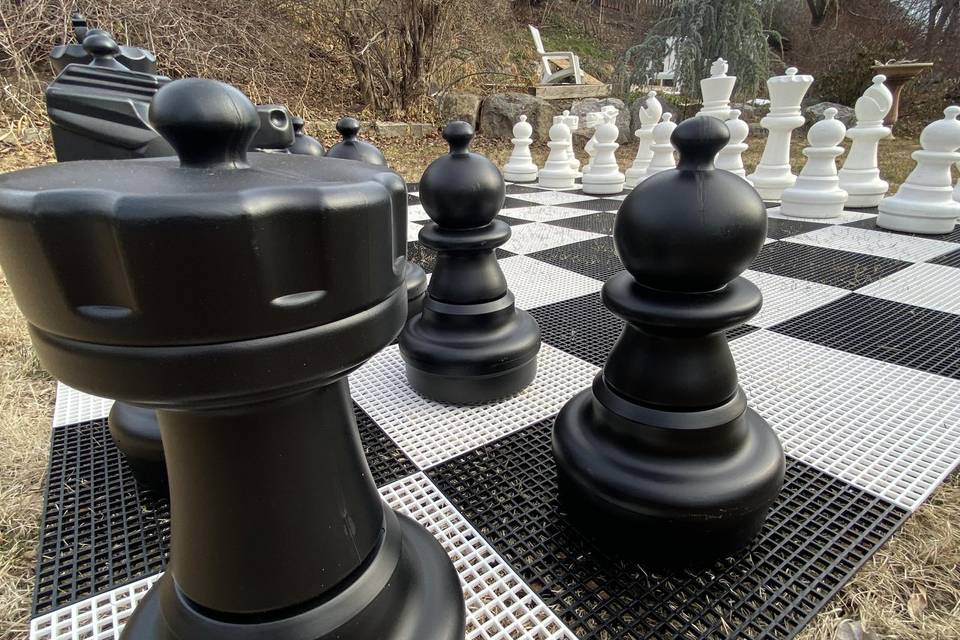 Giant chess set rental