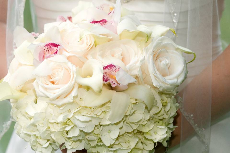 The bride holding her bouquet