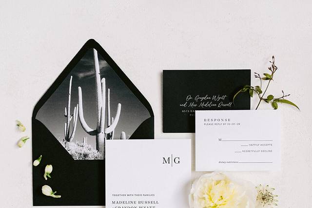 Desert black and white invites