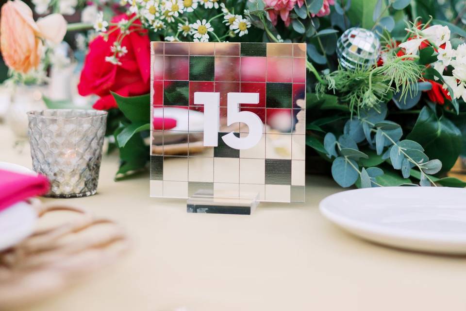 Disco table numbers