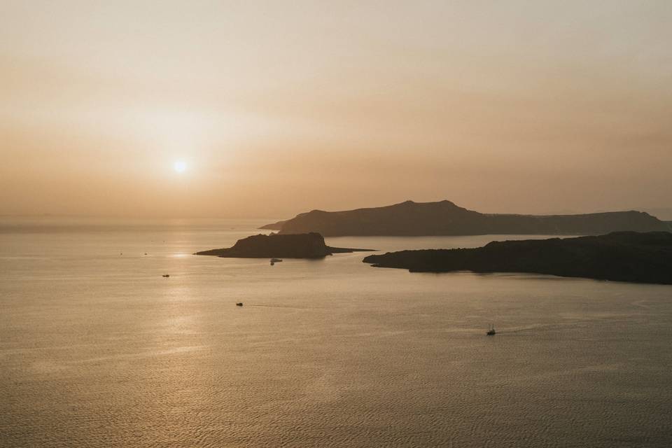 Stunning Santorini sunset