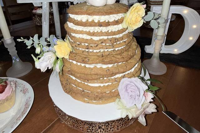 Omalicha Custom Cakes & Confectionery
