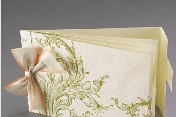 From our luxury couture invitation collection, this design has all of the features of luxe stationery.