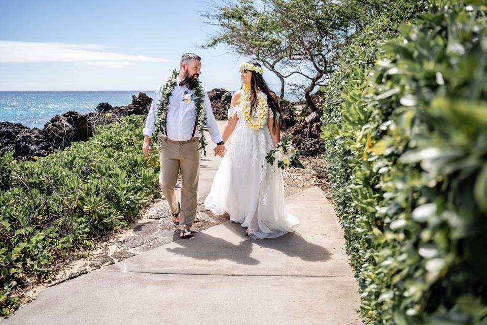 Beach Hawaii wedding