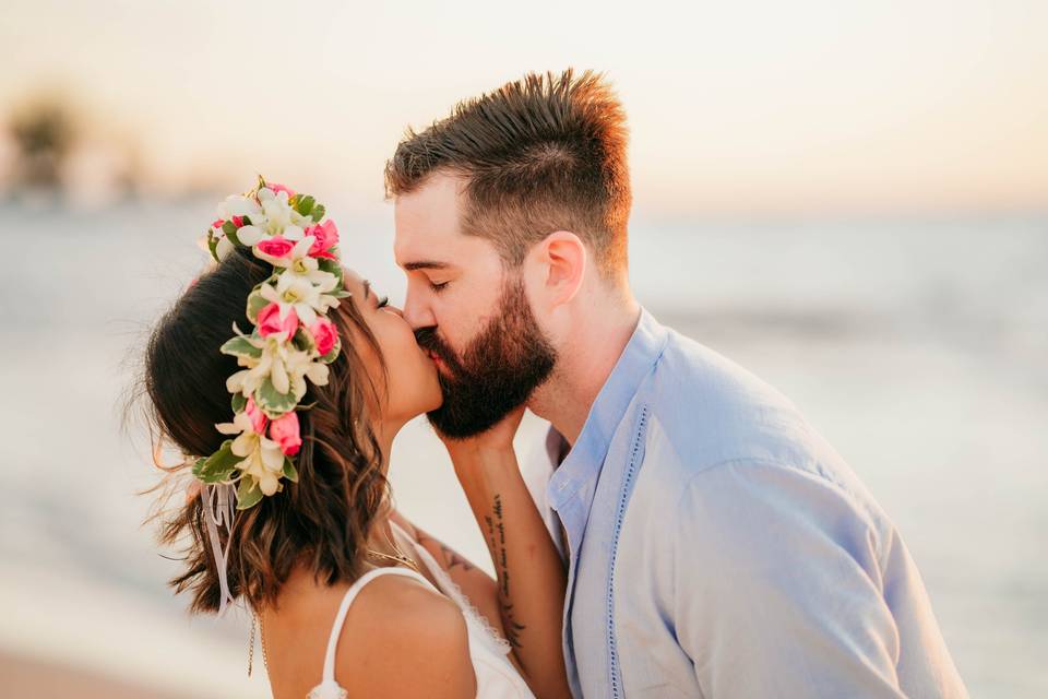 Hawaii beach wedding