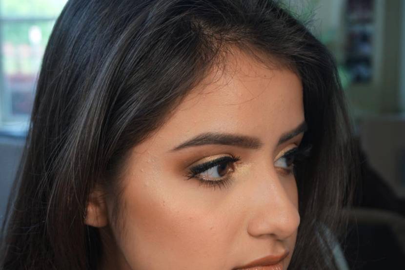 Bronzed beauty