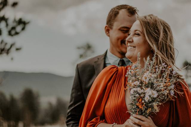 Autumnal engagement photoshoot