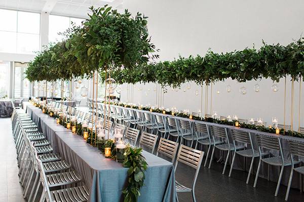 Long tables | Photo Credit: Jenna Marie Photography