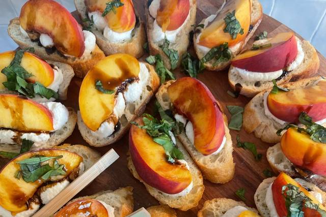 Summer Peach Bruschetta