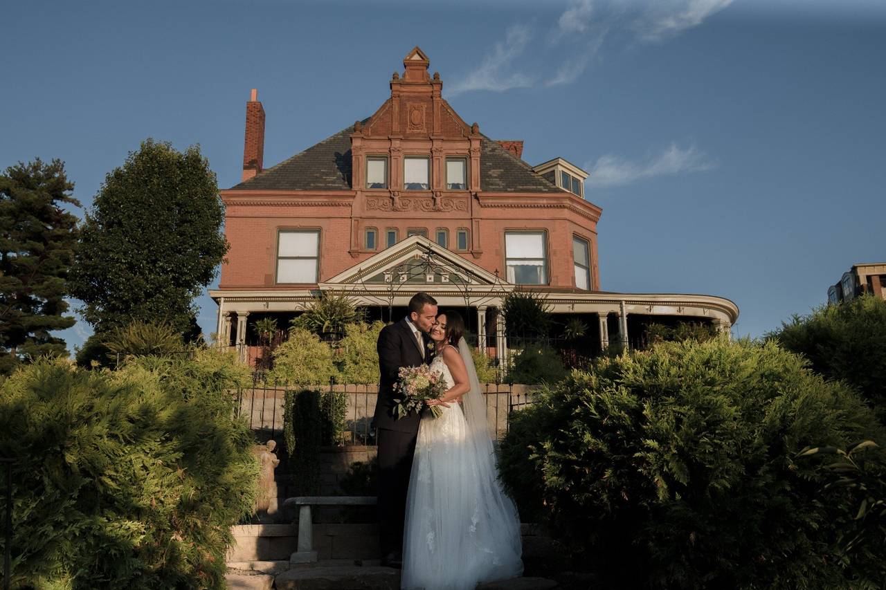 Wiedemann Hill Mansion Mansion Weddings Newport, KY WeddingWire